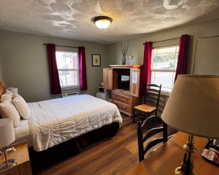 Rugged Country Lodge Hotels in Pendleton