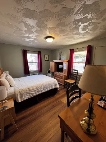 Rugged Country Lodge