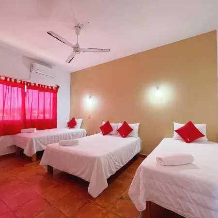 Hotel y Bungalows Bugambilias