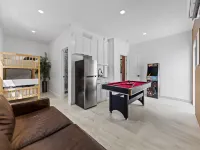 Spacious Villa with Pool and Game Room - Charming Miami Retreat