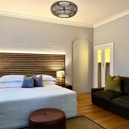 Musgrave Avenue Guest Lodge