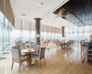 Hidden Bay Hotel - bar