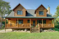 Port Austin Cabin w/ Hot Tub: 1 Mi to Beach! - Boutique