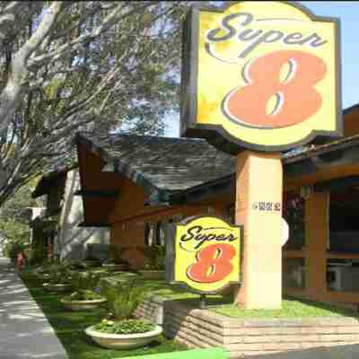 Motel 6 Pasadena, CA – Old Town Pasadena Area Hotel Exterior