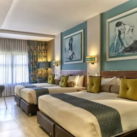 Peermont Metcourt at Emperors Palace Отели рядом с достопримечательностью «Императорский дворец»
