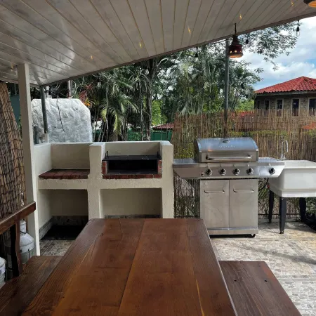 5 min to Beach Private Pool European Style
