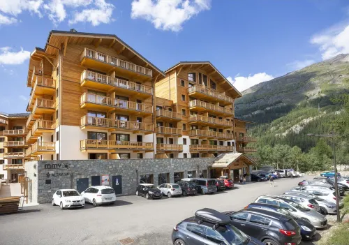 Apartment in Tignes With Spa and Pool Hotels in Tignes