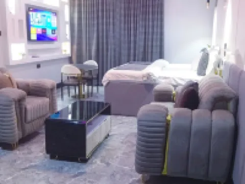 Uptown Life Hotel and Suites Hotels in Warri