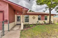 6 Mi to Fort Hood: Killeen Home w/ Yard & Patio - Kæledyr tilladt