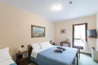 Hotel Conca Verde Hotels in Marone