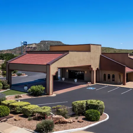 Best Western Discovery Inn