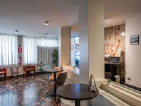 B＆B ホテル トリエステ トリエステのホテル