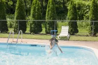 The Inn at Gristmill Square Hotels in Bath County