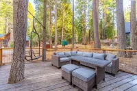 West Shore Tahoe Cabin - Loft Movie Nights Pets