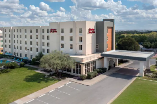 Hampton Inn & Suites Austin-Airport