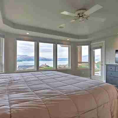 Manson Villa w/ Hot Tub ~ 1 Mi to Wineries! Rooms
