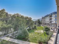 Expansive Edwards Condo on Main Street w/ Views! Ξενοδοχεία στην πόλη Edwards