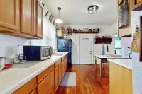 Cozy Cottage w/ Hot Tub in Freeland, Pets Welcome! - 3-Star