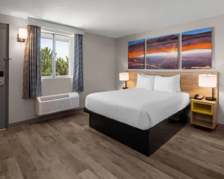 Days Inn by Wyndham Farmington NM Hotels in Farmington