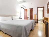 Hotel Tibur Hotels near Arrabal
