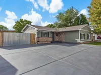 Rustic Refuge - minutes from downtown Fruita!4 beds Hotels in Fruita