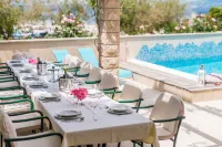 Mirca in Supetar With 7 Bedrooms and 6 Bathrooms