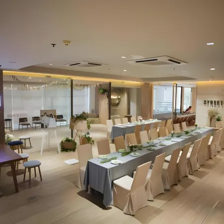 Clef Hotel