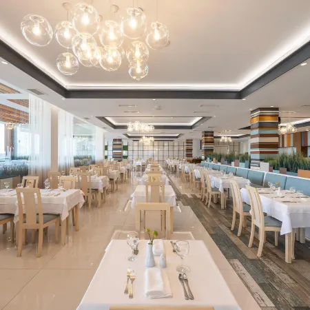 Grifid Encanto Beach Hotel - Medispa, Ultra All Inclusive & Private Beach