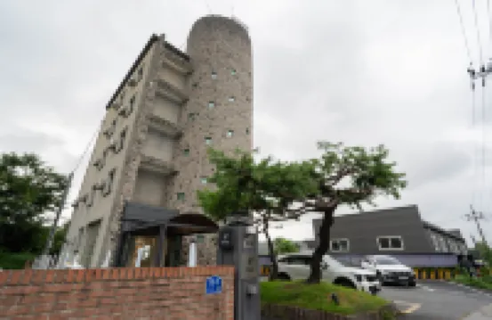 천안 파인 호텔 (HOTEL PINE)