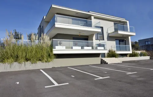 Modern Apartment Near Kanegra Beach - 3-Star