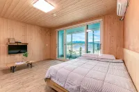 Seocheon Sunrise Beach House Pension