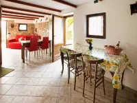 Lakeside Living with Adventure - Apartments
