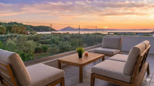 Kapahi Seaview Hotel Apartments - 3-Star