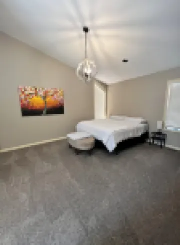 Family Friendly home w/ game room- Perfect Location