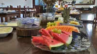 Hotel Vila Bavária - breakfast