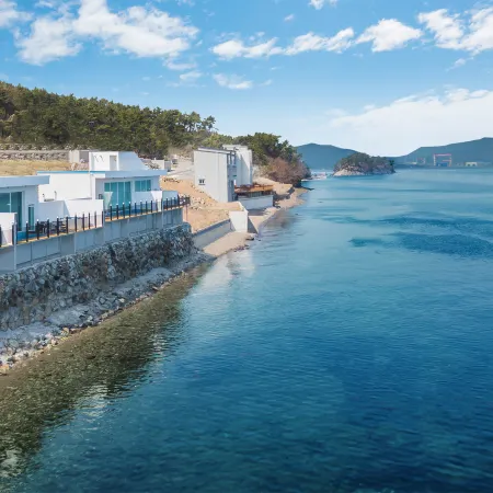 Geoje Espoir Pool Villa