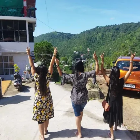 Sartaj Home Stay