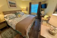 Amazing Location! Gulf Front Condo!