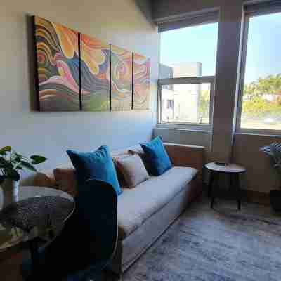 129 Comfortable 1-Bedroom Apartment Rooms