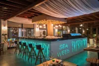 Cavo Maris Beach Hotel - Bar