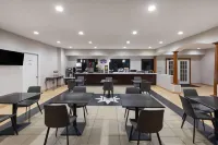 Baymont by Wyndham Texas City - breakfast