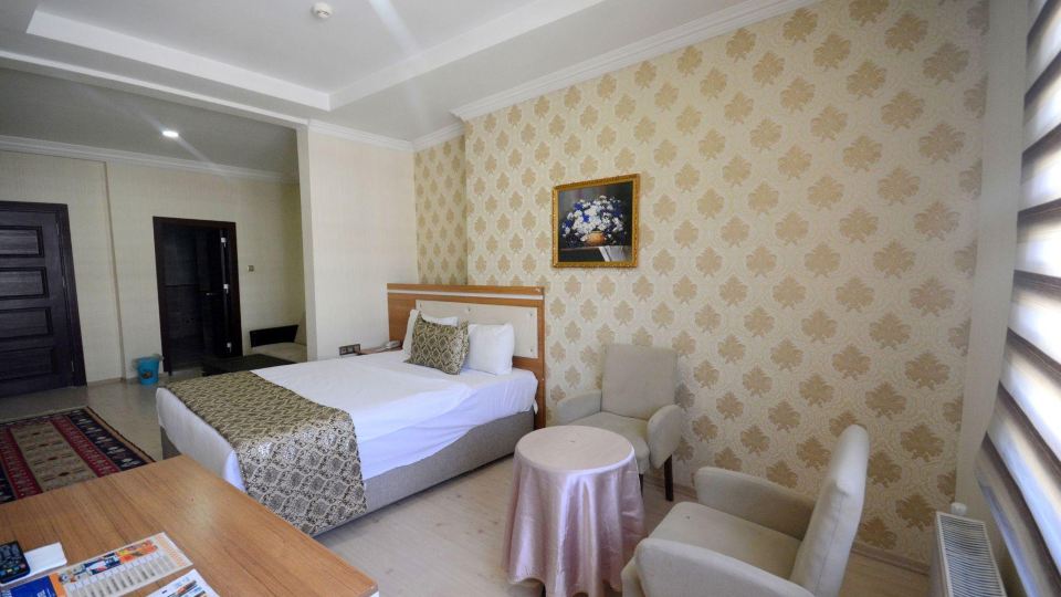 Dimet Park Hotel