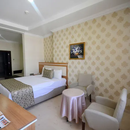 Dimet Park Hotel