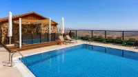 Roxon Desert Arad - Pools