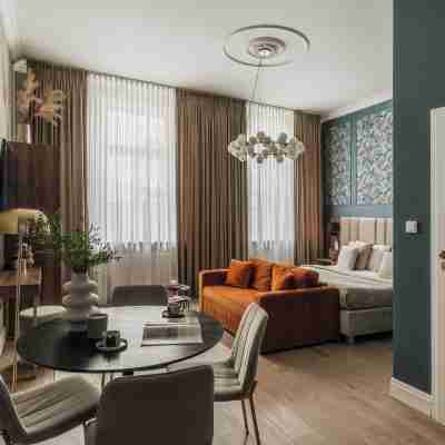 White Lotus by Fragola Collection Rooms