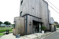 薩拉拉索旅館 酒店