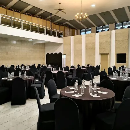 Hotel Nirwana Batu
