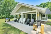 Riverwood South Haven Retreat on 10 Acres - Wifi
