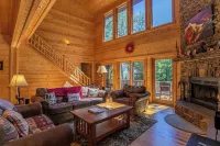 Acorn Lodge With hot Tub, Pool Table - Chalets