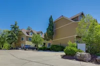 Shop, Dine, Hike, Explore Dtwn! Flagstaff Getaway - Apartments